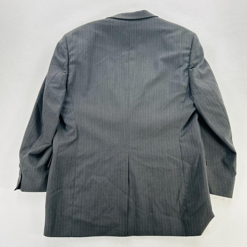 Hart Schaffner Marx Suit Jacket Mens 44R Gray Pinstripe Classic Fit Two Button - Picture 2 of 16